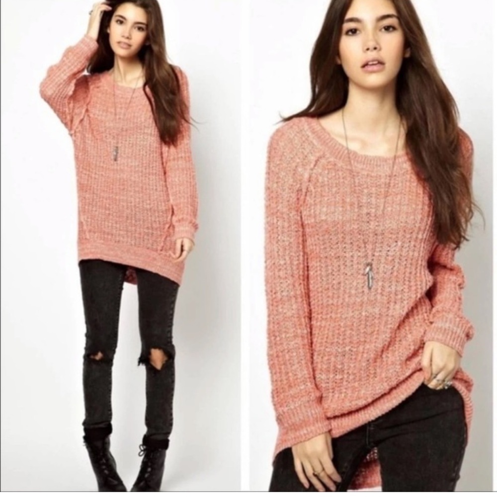 Free People-  Sweater Star Dune  in Coral - Small
